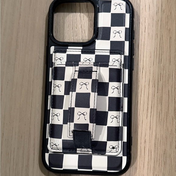 Walli Bow Noir Magnetic Case and Wallet Black and Cream iPhone 16 pro max Case - Picture 3 of 8